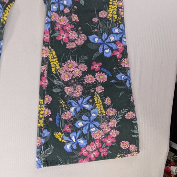 Wrangler Wanderer 622 Women’s Retro 70’s Floral High Rise Boho Flare Jeans 29x30 - Picture 2 of 10